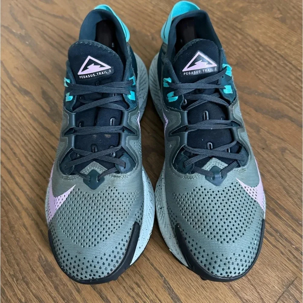 Nike Women's Pegasus Trail 2 Spiral Sage CK4309-300 Trail Running size 9.5